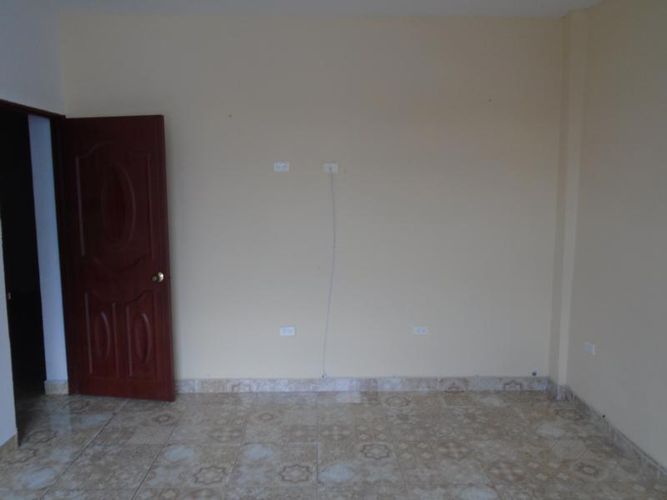 Casa de 8 alcobas en venta en Lleras Restrepo, Cúcuta, 425 m² · foto 23 de 24