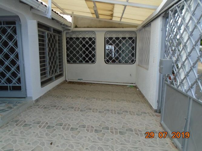 Casa de 4 alcobas en venta en Villas De Sevilla, Villa del Rosario, 240 m² · foto 2 de 24