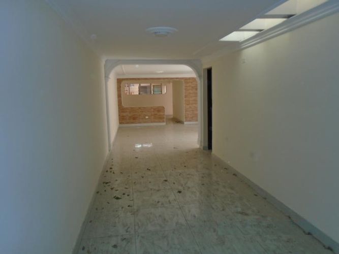 Casa en venta en Quinta Bosch, Cúcuta · foto 3 de 24