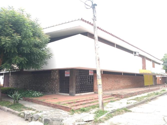 Casa de 6 alcobas en venta en Libertadores, Cúcuta, 706 m² · foto 2 de 2