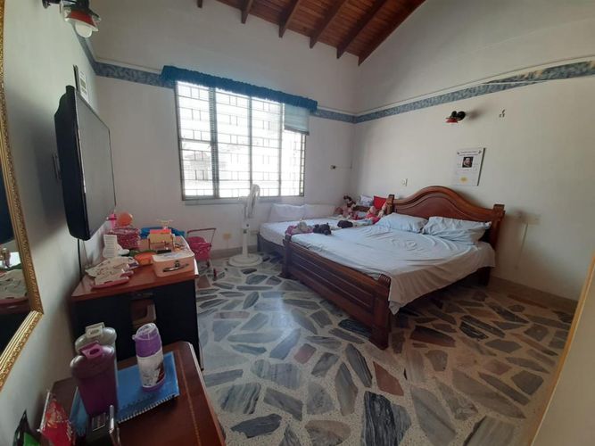 Casa de 6 alcobas en venta en La Riviera, Cúcuta, 300 m² · foto 16 de 24