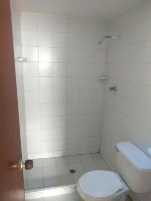 Casa de 3 alcobas en venta en Colinas De Vista Hermosa, Villa del Rosario, 84 m² · foto 5 de 10
