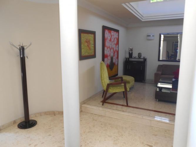 Casa en venta en La Riviera, Cúcuta · foto 3 de 24
