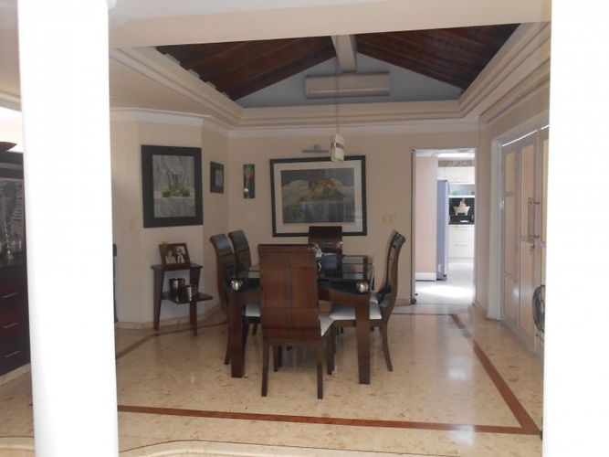 Casa en venta en La Riviera, Cúcuta · foto 6 de 24