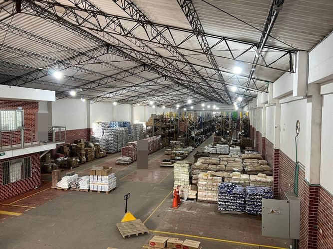 Bodega en venta en Patios Centro, Los Patios, 2000 m² · foto 3 de 13