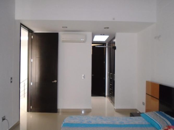 Casa de 4 alcobas en venta en Colinas De Vista Hermosa, Villa del Rosario, 252 m² · foto 14 de 24