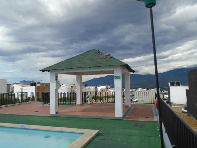 Casa de 4 alcobas en venta en Colinas De Vista Hermosa, Villa del Rosario, 252 m² · foto 22 de 24