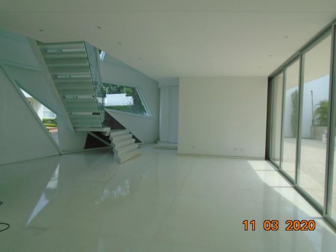 Casa de 4 alcobas en venta en La Floresta, Los Patios, 490 m² · foto 4 de 24