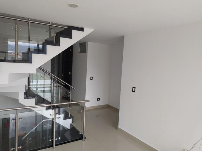Casa de 4 alcobas en venta en Colinas De Vista Hermosa, Villa del Rosario, 145 m² · foto 23 de 24