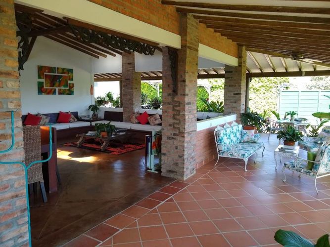 Casa de 3 alcobas en venta en California, Los Patios, 480 m² · foto 12 de 23