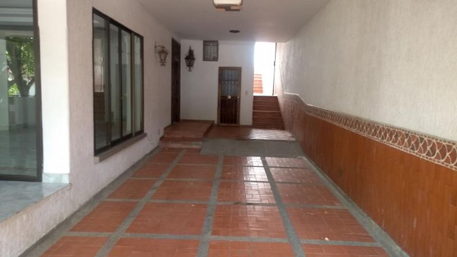 Casa de 3 alcobas en venta en Bellavista, Cúcuta, 280 m² · foto 2 de 24
