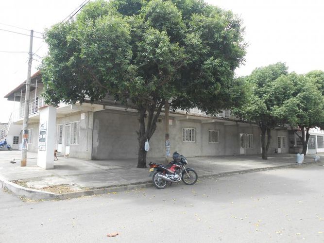 Apartamento de 2 alcobas en venta en La Riviera, Cúcuta, 600 m² · foto 2 de 24