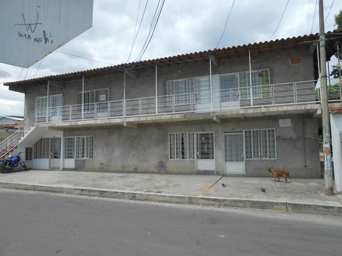Apartamento de 2 alcobas en venta en La Riviera, Cúcuta, 600 m² · foto 3 de 24