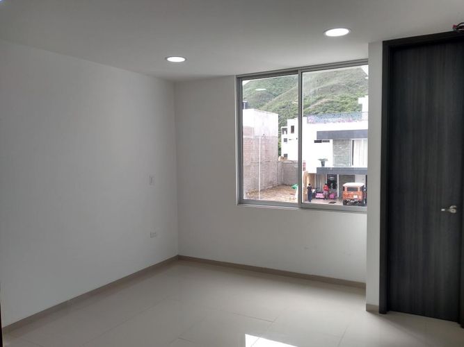 Casa de 4 alcobas en venta en Patios Centro, Los Patios, 205 m² · foto 16 de 24