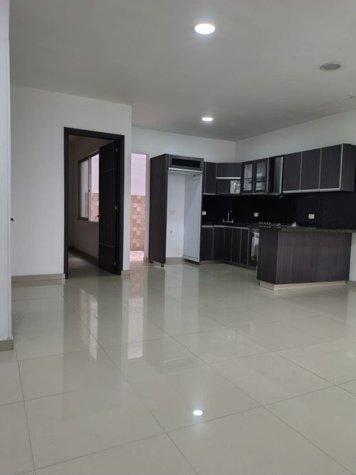 Casa de 4 alcobas en venta en La Riviera, Cúcuta, 120 m² · foto 3 de 9