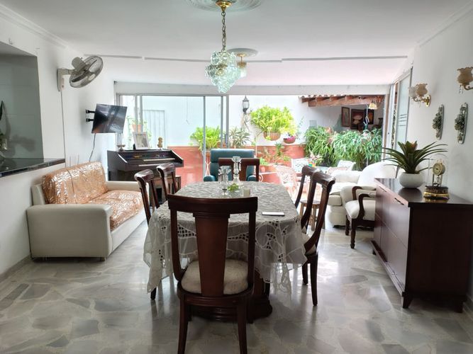 Casa de 3 alcobas en venta en Bellavista, Villa del Rosario, 250 m² · foto 2 de 24