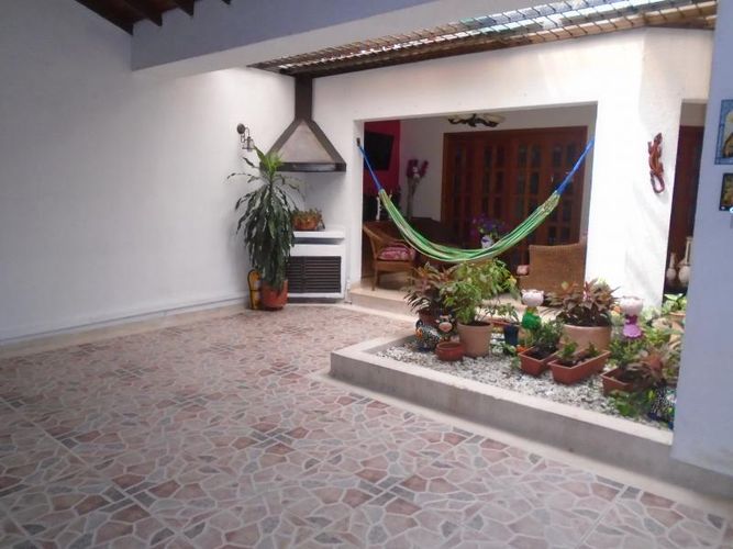 Casa en venta en La Riviera, Cúcuta · foto 3 de 24