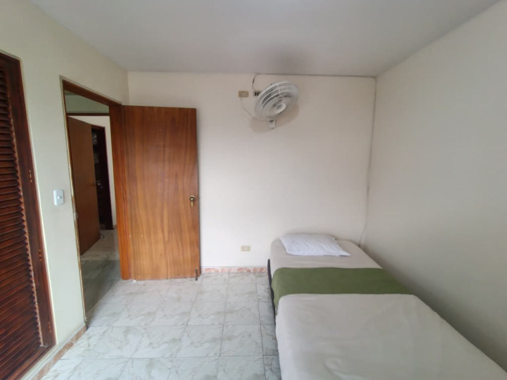 Apartamento en venta en Quinta Bosch, Cúcuta · foto 8 de 24