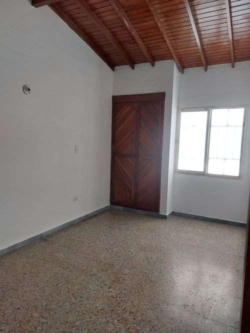 Casa de 3 alcobas en venta en Popular, Cúcuta, 298 m² · foto 4 de 24