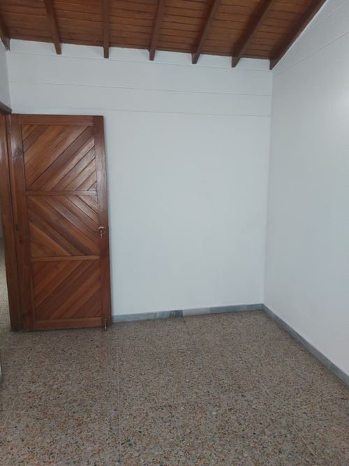 Casa de 3 alcobas en venta en Popular, Cúcuta, 298 m² · foto 8 de 24
