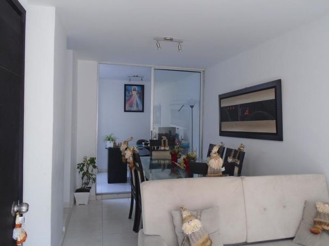 Casa de 3 alcobas en venta en Villa Antigua, Villa del Rosario, 92 m² · foto 5 de 20