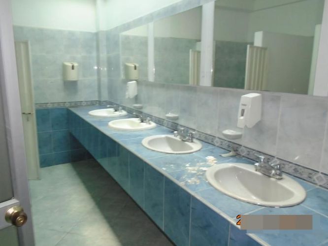 Local en venta en Caobos, Cúcuta, 730 m² · foto 19 de 24
