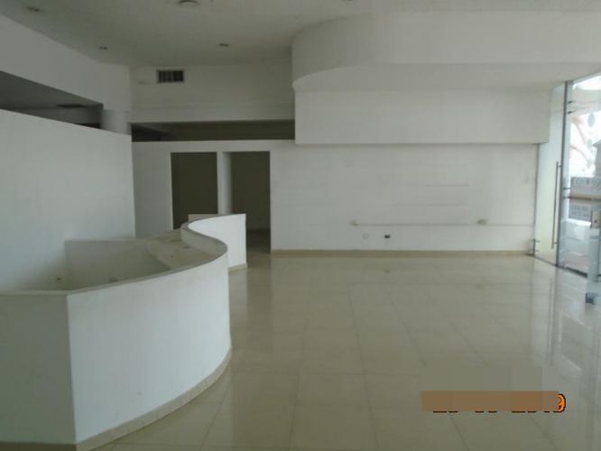Local en venta en Caobos, Cúcuta, 730 m² · foto 22 de 24