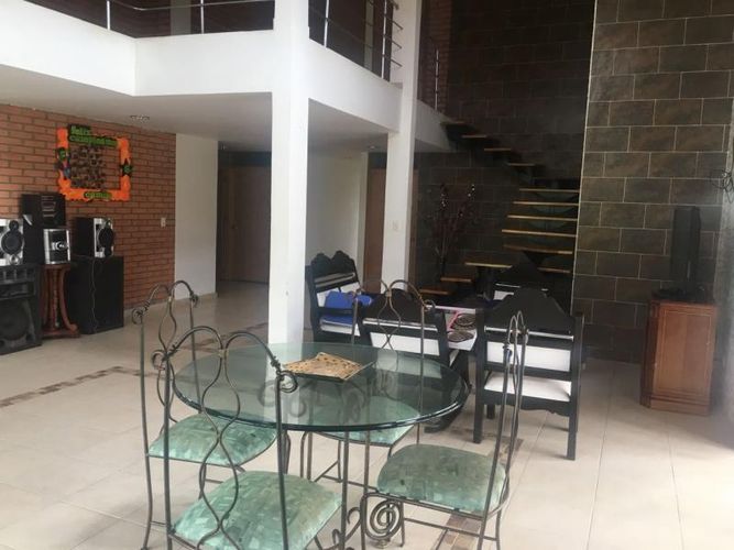 Casa de 5 alcobas en venta en California, Los Patios, 1979 m² · foto 13 de 24
