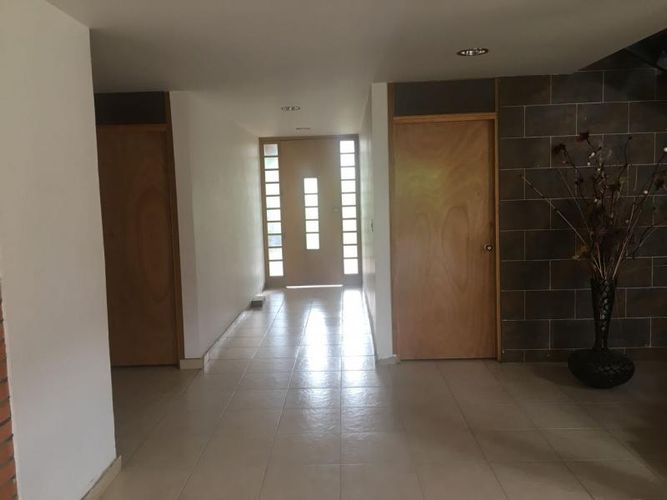 Casa de 5 alcobas en venta en California, Los Patios, 1979 m² · foto 16 de 24