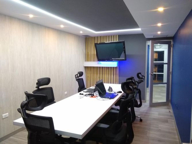 Edificio en venta en Lleras Restrepo, Cúcuta, 176 m² · foto 2 de 22