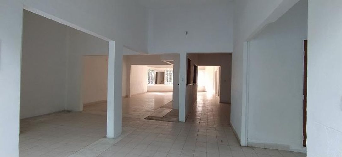 Local en venta en Lleras Restrepo, Cúcuta, 320 m² · foto 16 de 23
