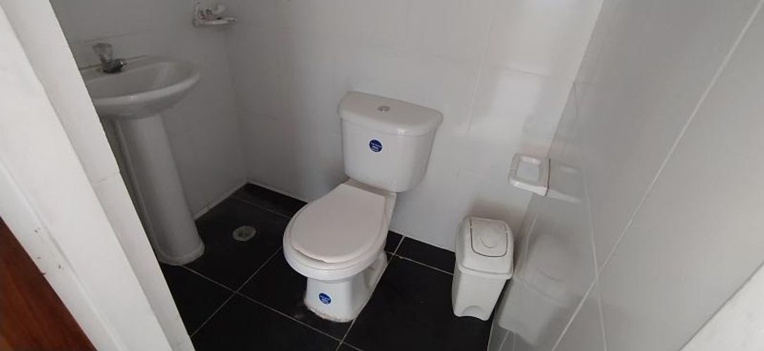 Local en venta en Lleras Restrepo, Cúcuta, 320 m² · foto 17 de 23