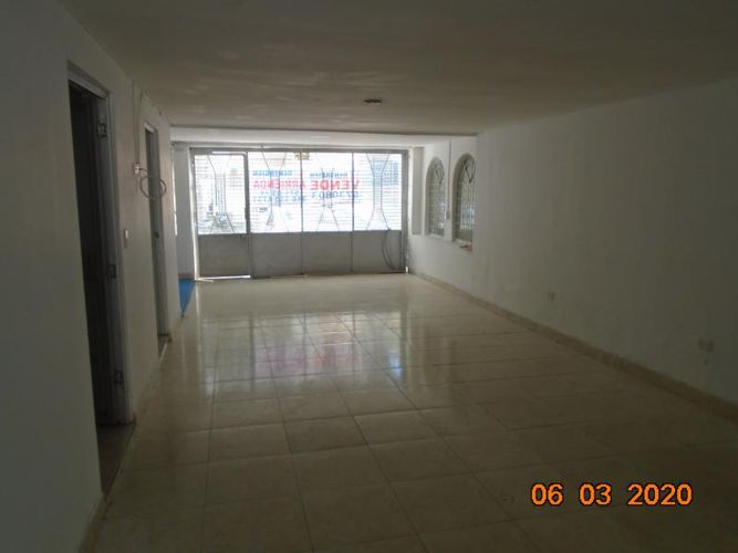 Casa en venta en Los Acacios, Cúcuta · foto 2 de 24