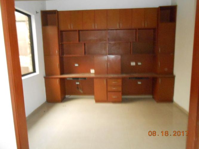 Casa de 5 alcobas en venta en Quinta Oriental, Cúcuta, 270 m² · foto 5 de 21