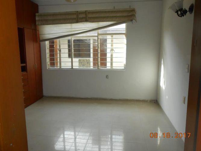 Casa de 5 alcobas en venta en Quinta Oriental, Cúcuta, 270 m² · foto 7 de 21