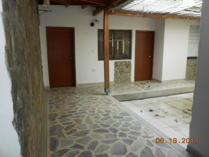 Casa de 5 alcobas en venta en Quinta Oriental, Cúcuta, 270 m² · foto 13 de 21