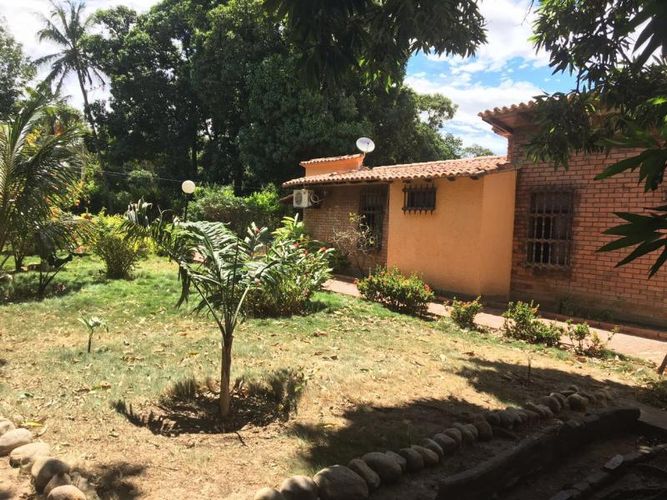 Casa de 5 alcobas en venta en Motilones, Cúcuta, 280 m² · foto 4 de 11