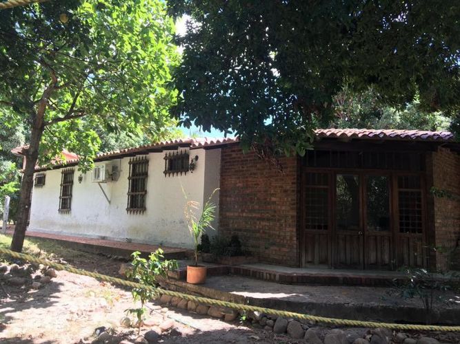 Casa de 5 alcobas en venta en Motilones, Cúcuta, 280 m² · foto 6 de 11