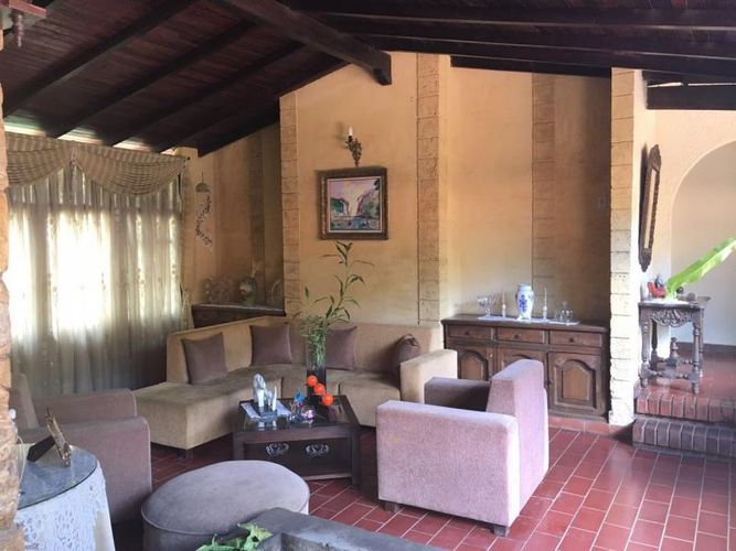 Casa de 5 alcobas en venta en Motilones, Cúcuta, 280 m² · foto 7 de 11