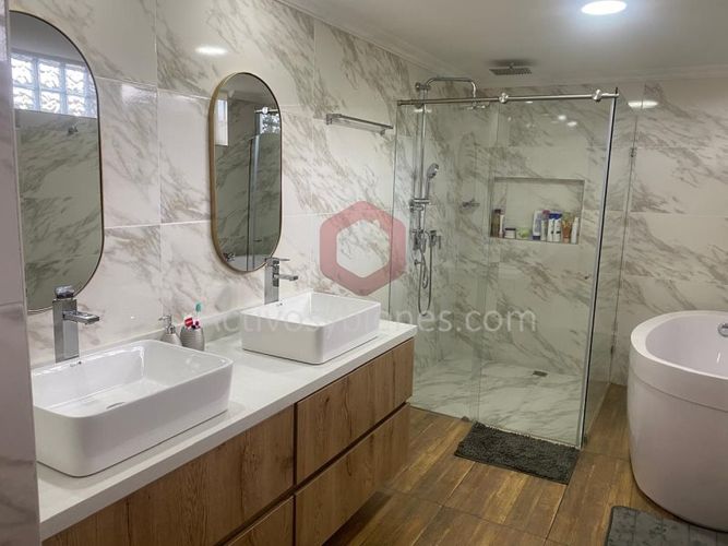 Casa de 5 alcobas en venta en Guarne, 1300 m² · foto 13 de 24
