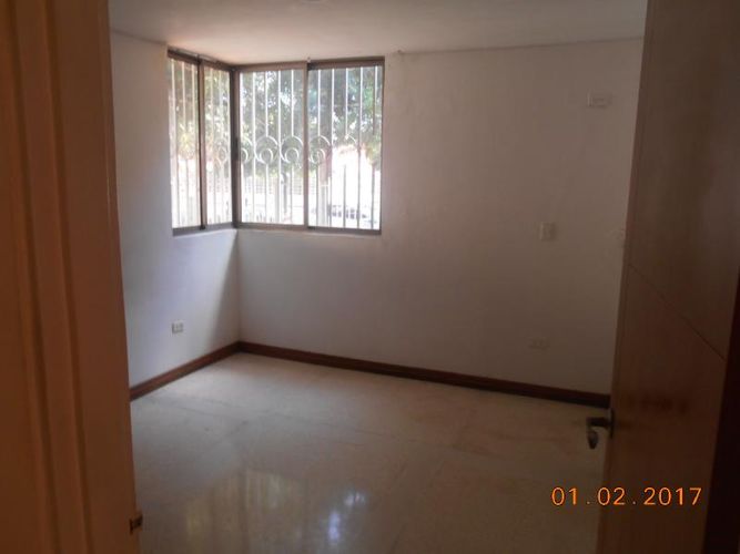 Apartamento de 3 alcobas en venta en La Capillana, Cúcuta, 93 m² · foto 2 de 14