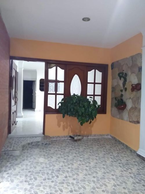 Casa de 6 alcobas en venta en Patios Centro, Los Patios, 105 m² · foto 2 de 24