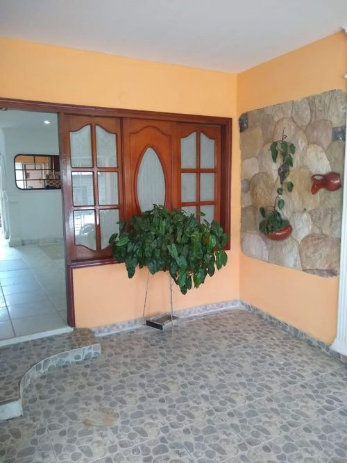 Casa de 6 alcobas en venta en Patios Centro, Los Patios, 105 m² · foto 3 de 24