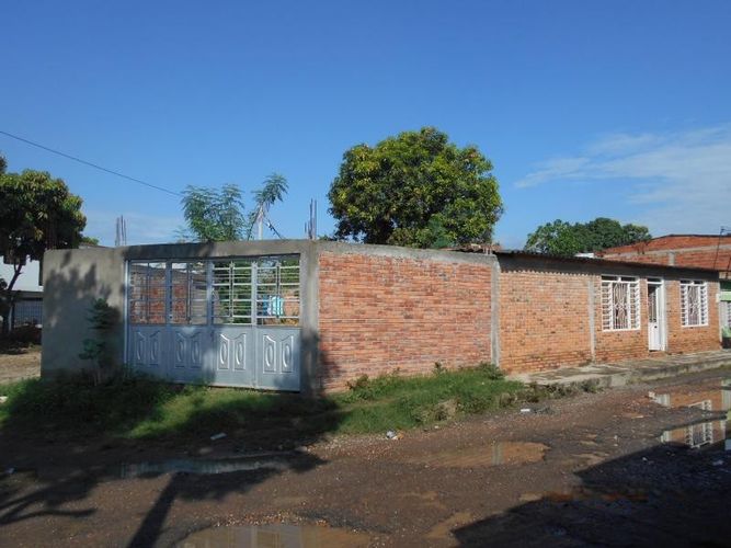 Casa de 3 alcobas en venta en Atalaya, Cúcuta, 40 m² · foto 2 de 6