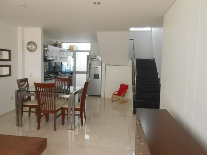Casa de 5 alcobas en venta en Santander, Villa del Rosario, 130 m² · foto 2 de 16