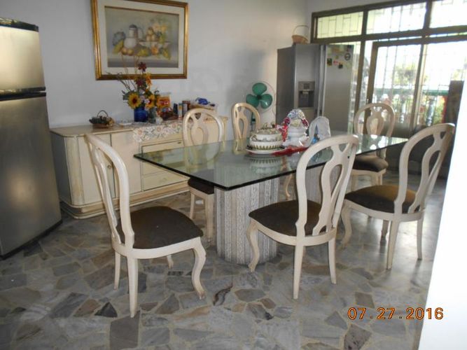 Casa de 6 alcobas en venta en La Ceiba, Cúcuta, 410 m² · foto 4 de 7