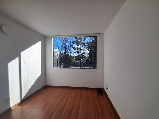 Apartamento de 3 alcobas en venta en Colina Campestre, Bogotá, 97 m² · foto 10 de 18