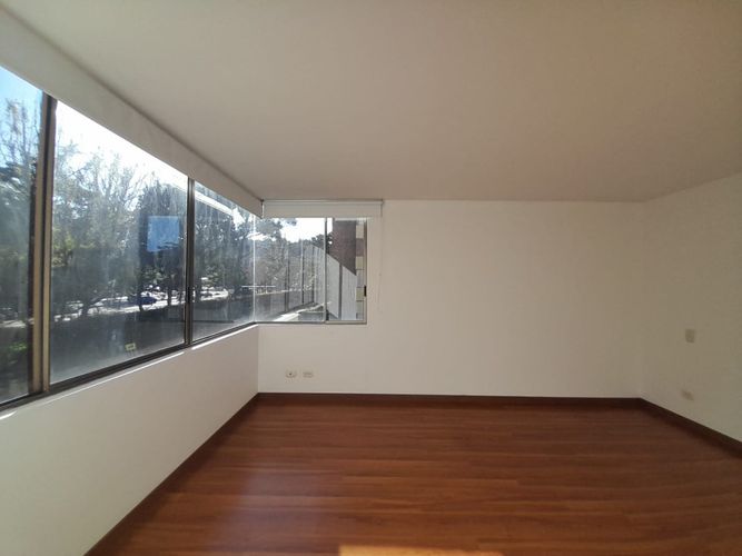 Apartamento de 3 alcobas en venta en Colina Campestre, Bogotá, 97 m² · foto 15 de 18