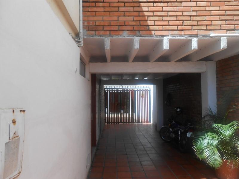Apartamento en venta en La Riviera, Cúcuta · foto 2 de 13