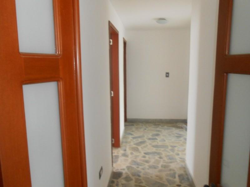 Apartamento en venta en La Riviera, Cúcuta · foto 5 de 18